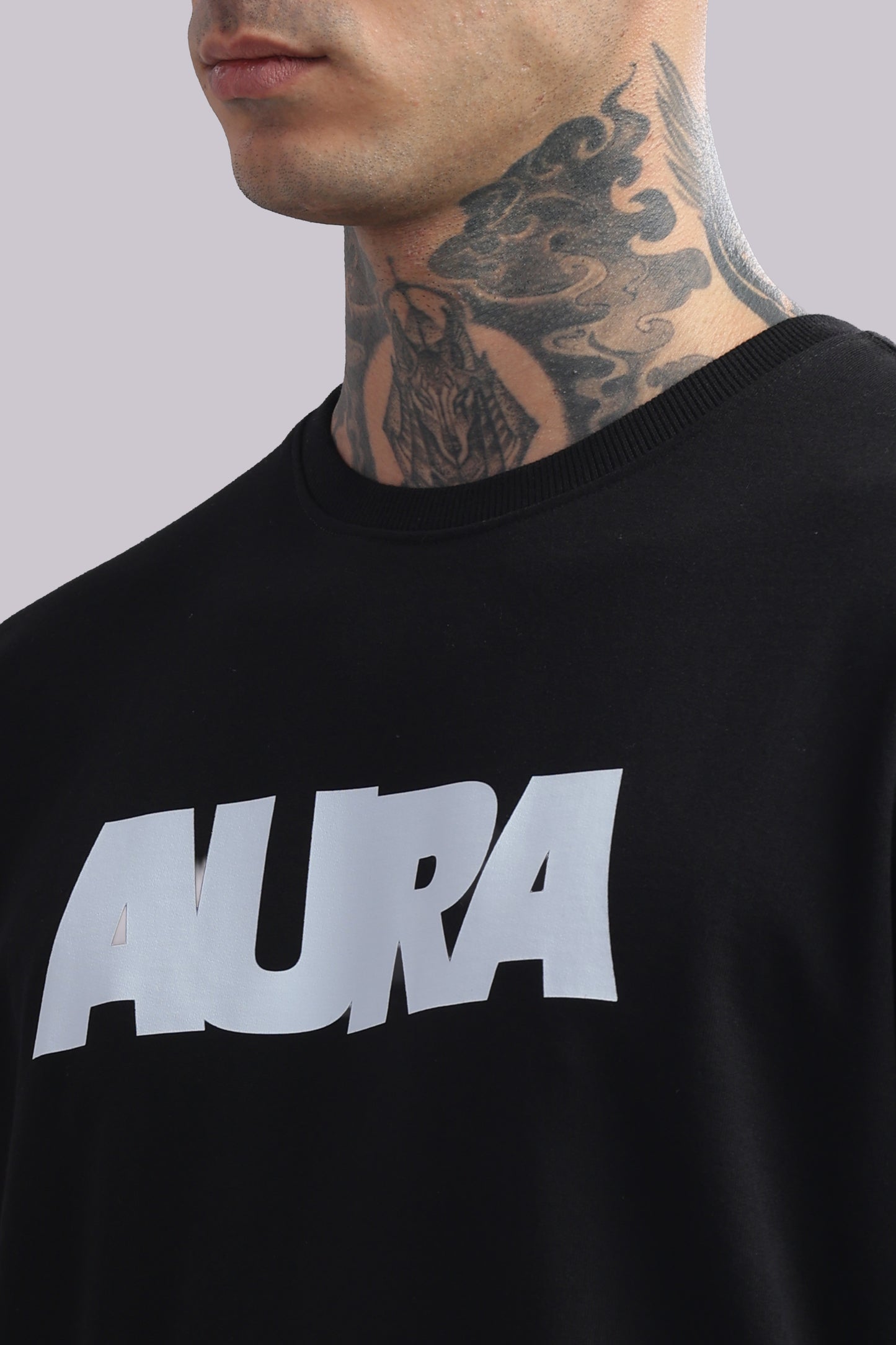 AURA Oversized Graphic Tee – Bunker Fit
