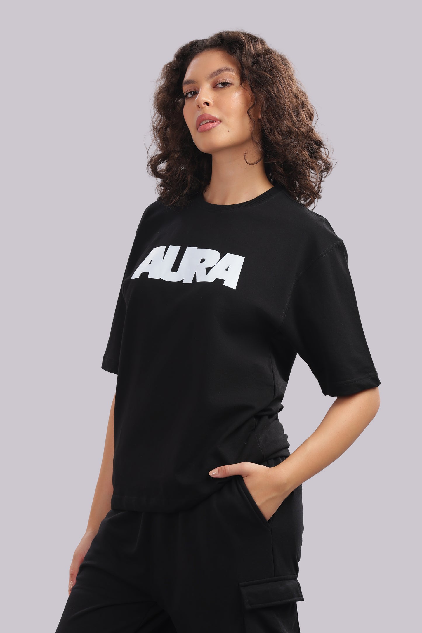 AURA Oversized Graphic Tee – Bunker Fit