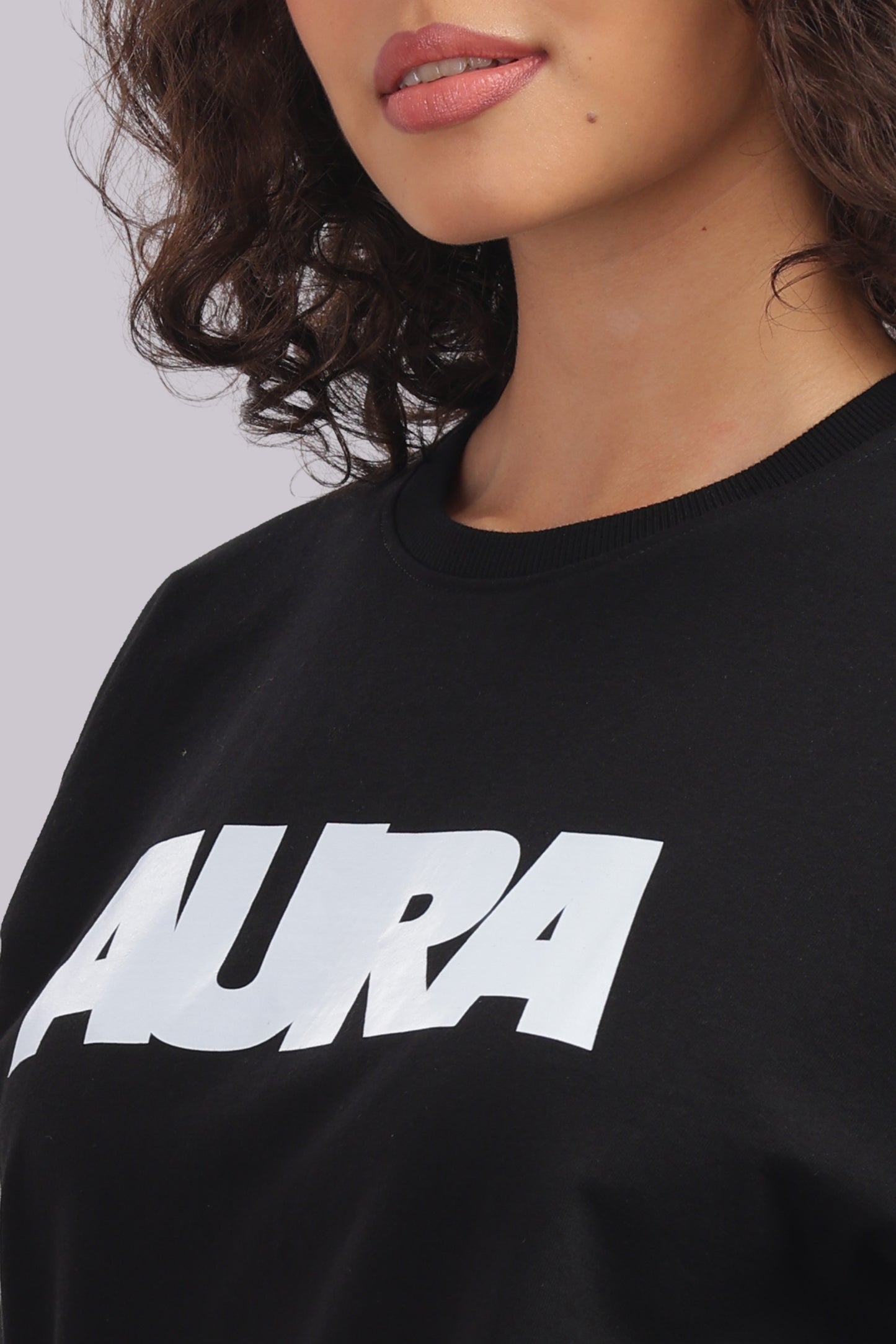 AURA Oversized Graphic Tee – Bunker Fit