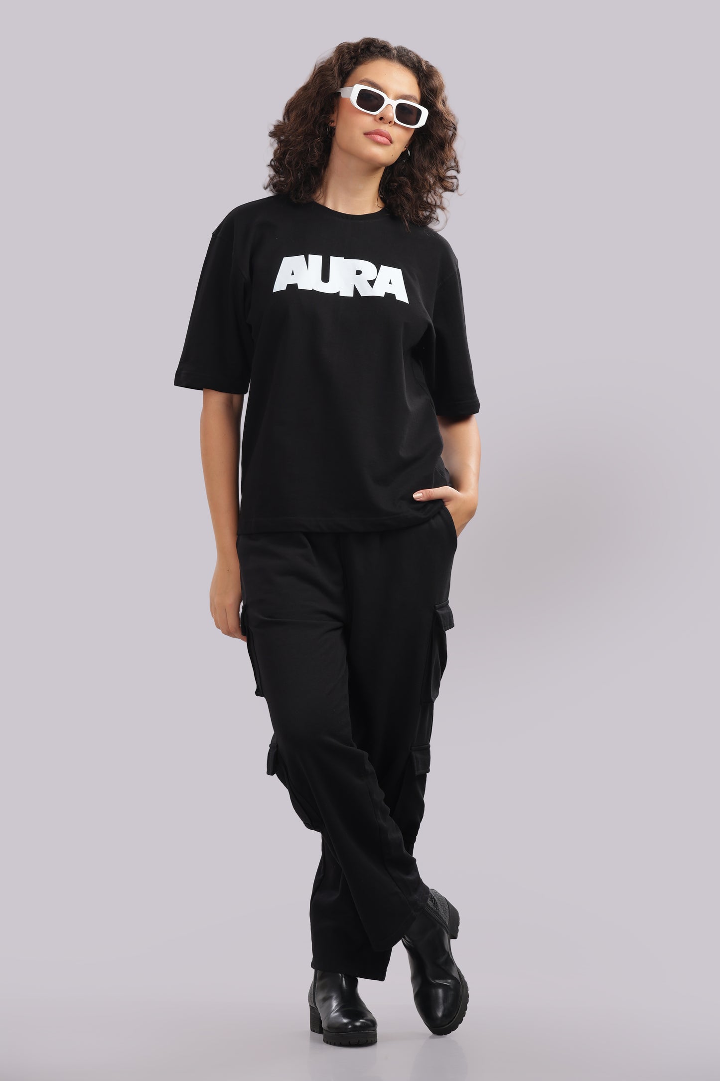AURA Oversized Graphic Tee – Bunker Fit