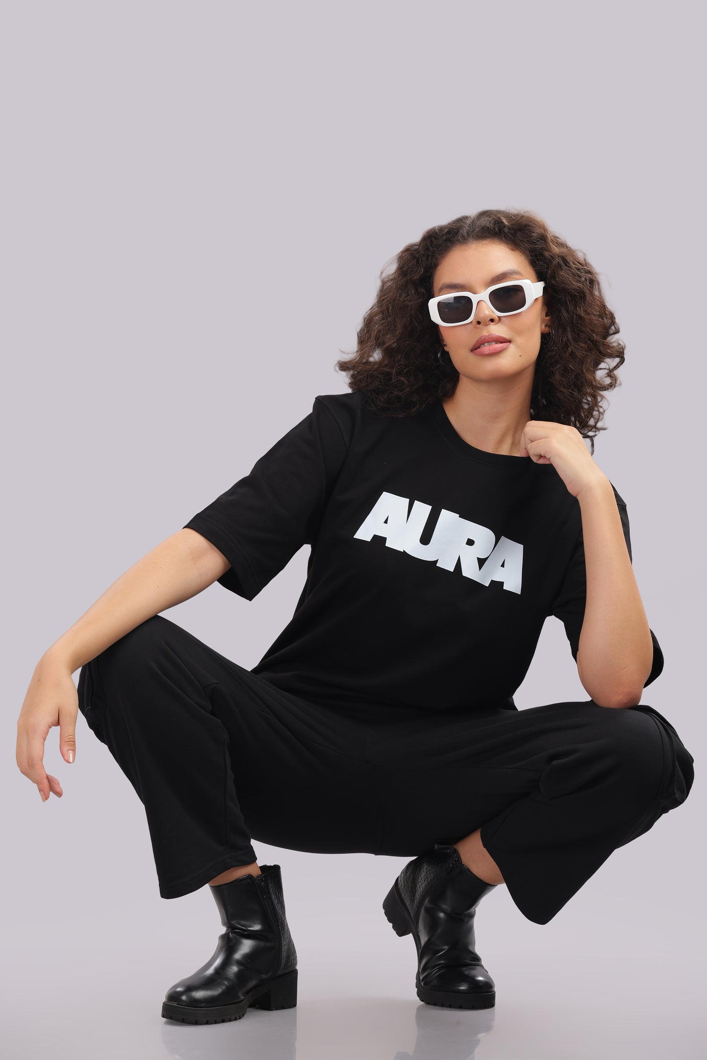 AURA Oversized Graphic Tee – Bunker Fit